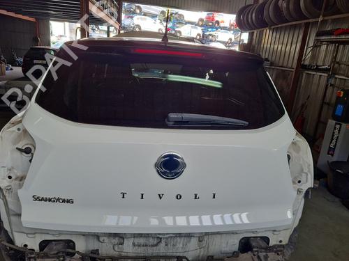 Used Tailgate Tailgate SSANGYONG TIVOLI 1.6 XDi 160 (115 hp) 40195659 40195659