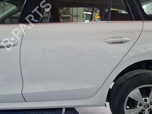 Porta trás esquerda Porta trás esquerda SKODA OCTAVIA IV Combi (NX5, PV5) 2.0 TDi (150 hp) 35725258 35725258