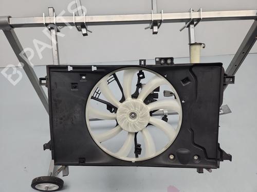 Used Radiator fan Radiator fan 37028376 37028376