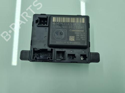 Used Electronic module Electronic module MERCEDES-BENZ SPRINTER 3,5-t Van (B906) [2006-2020] 21764178 21764178