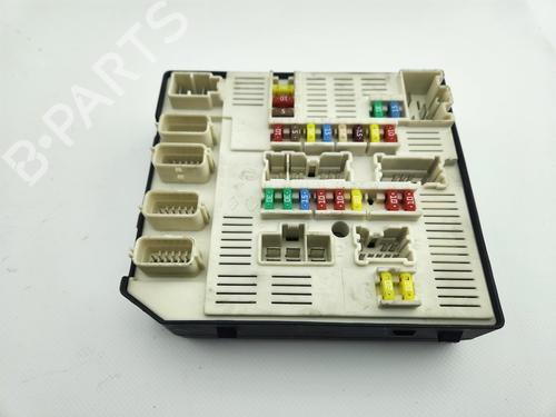 Used Fuse box Fuse box RENAULT MEGANE III Hatchback (BZ0/1_, B3_) [2008-2026] 30574126 30574126