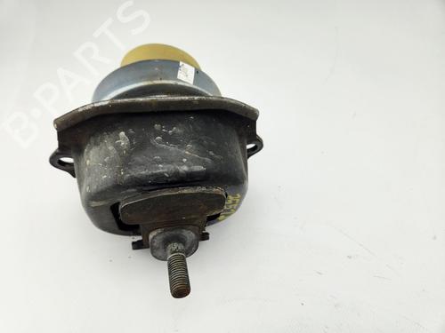 Used Engine mount Engine mount BMW X5 (F15, F85) xDrive 40 d (313 hp) 33810381 33810381