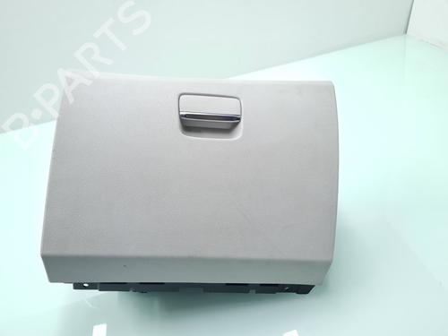 Used Glove box Glove box MERCEDES-BENZ A-CLASS (W176) A 200 CDI (176.001) (136 hp) 21637664 21637664