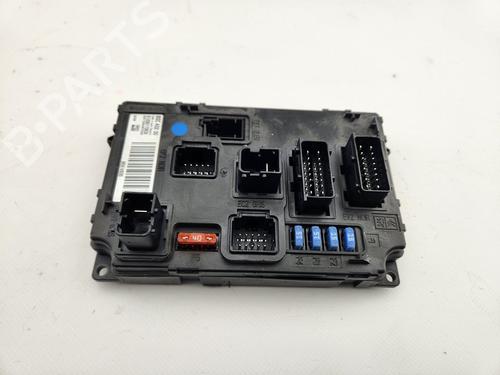 Boîte à Fusibles PEUGEOT 407 (6D_) [2004-2011]  29073976