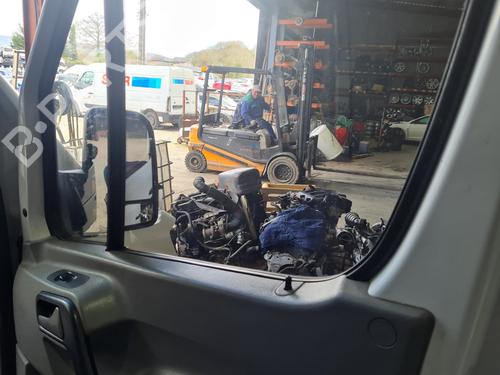 Rudehejsemekanisme Højre foran MERCEDES-BENZ SPRINTER 3,5-t Van (B906) 313 CDI (906.631, 906.633, 906.635, 906.637) (129 hp) 24552705