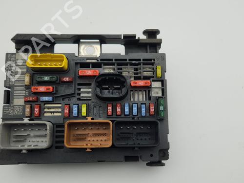Used Fuse box Fuse box PEUGEOT 5008 (0U_, 0E_) 1.6 HDi (114 hp) 36695302 36695302