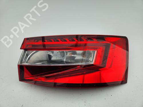 Used Right taillight SKODA SUPERB III (3V3) [2015-2024]  31858639