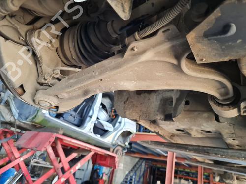 Used Right front suspension arm OPEL ASTRA J (P10) [2009-2016]  29290322