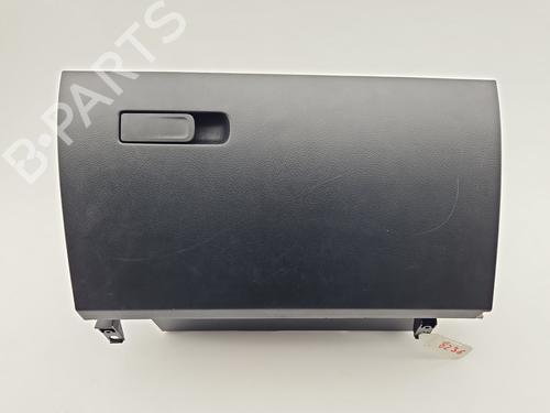 Used Glove box Glove box 33942300 33942300