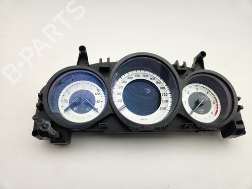 Used Instrument cluster Instrument cluster MERCEDES-BENZ C-CLASS T-Model (S204) C 220 CDI 4-matic (204.284) (170 hp) 28041898 28041898