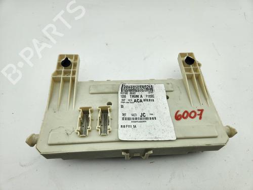 Sikringsdose FORD KUGA I [2008-2012]  29247030
