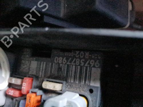 Used Fuse box CITROËN C4 Picasso I MPV (UD_) 1.6 HDi 110 (112 hp) 22334211