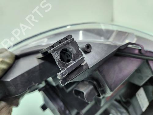 Used Right headlight Right headlight RENAULT EXPRESS Box Body/MPV 1.5 Blue dCi 95 (F6AB) (95 hp) 24167546 24167546