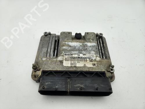 engine-control-unit-ecu-saab-9-3-estate-e50-2005-2006-2007-2008-2009-2010-2011-2012-2013-2014-2015-30408148 main image