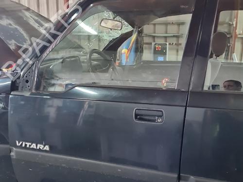 Used Left front door Left front door 37440936 37440936