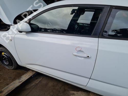 Used Left front door KIA CEE'D Hatchback (ED) [2006-2012]  22619559