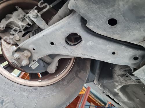Used Right front suspension arm Right front suspension arm KIA SPORTAGE III (SL) [2009-2017] 28216094 28216094