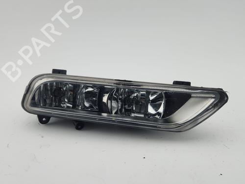 Used Right front fog light Right front fog light 37440952 37440952