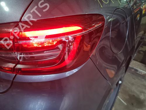 Used Right taillight Right taillight RENAULT CLIO V (B7_) 1.0 TCe 100 (B7MT) (101 hp) 27618386 27618386