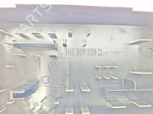 Fuse box VW TOURAN (1T3) 2.0 TDI | BP39973873E1 - Image 2