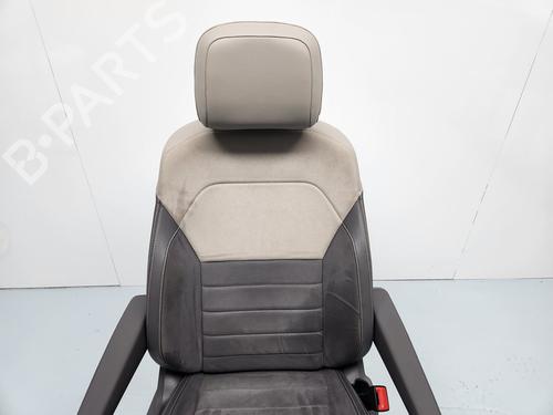 Right front seat VW MULTIVAN T7 (STM, STN) 1.4 eHybrid | BP31840983C16
