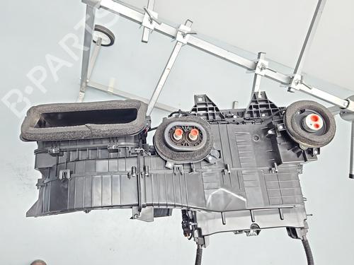 Used Heater matrix box Heater matrix box LAND ROVER DEFENDER Station Wagon (L663) D250 MHEV 4x4 (249 hp) 39103358 39103358