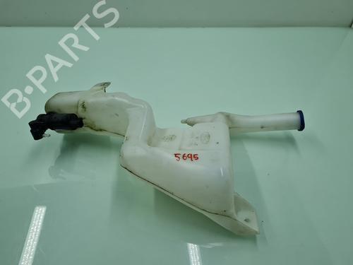 Used Windscreen washer tank FORD FIESTA VI (CB1, CCN) [2008-2017]  21656415