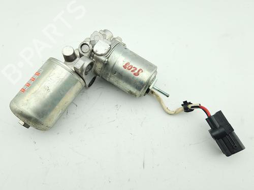 Used Servo brake Servo brake TOYOTA COROLLA Saloon (_E21_) 1.8 VVTi Hybrid (ZWE211) (122 hp) 39950270 39950270