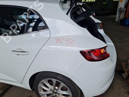 Used Left rear fenders RENAULT MEGANE IV Hatchback (B9A/M/N_) [2015-2026]  21655940