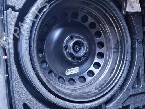 Used Jack Kit AUDI Q5 Sportback (FYT) 40 TDI Mild Hybrid quattro (204 hp) 32147036