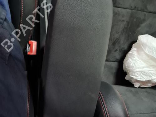 Used Armrest / Center console SEAT IBIZA IV SC (6J1, 6P5) 1.4 TDI (105 hp) 32858229