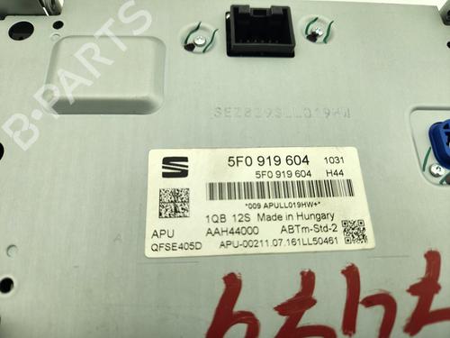 Display monitor SEAT LEON (5F1)  | BP24469991C48 