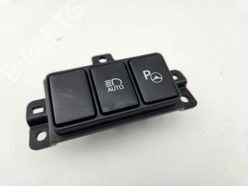 Used Switch TOYOTA C-HR (_X1_) 1.8 Hybrid (ZYX10_, ZYX11_, ZYX10R, ZYX11R) (122 hp) 29201510
