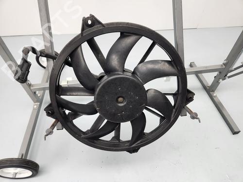 Used Radiator fan Radiator fan PEUGEOT 5008 (0U_, 0E_) [2009-2017] 34052685 34052685
