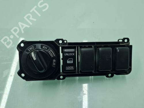 Used Switch NISSAN NAVARA NP300 (D40) [2004-2025]  21649553