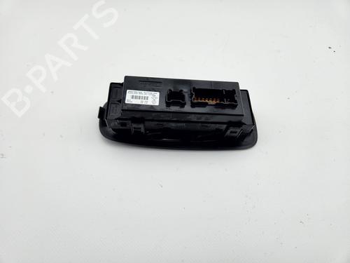 Left front window switch RENAULT KADJAR (HA_, HL_) 1.5 dCi 110 (HLA3) | BP29430768I27 