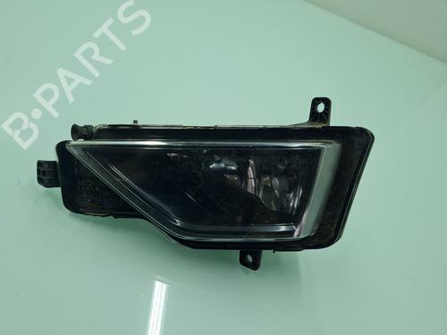 Used Left front fog light VW GOLF SPORTSVAN VII (AM1, AN1) [2014-2020]  21766577
