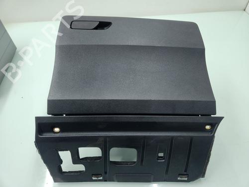 Used Glove box AUDI Q2 (GAB, GAG) 35 TFSI (150 hp) 23243257