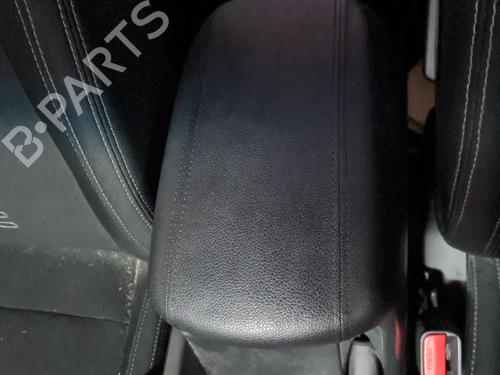 Used Armrest / Center console KIA SPORTAGE III (SL) [2009-2017]  32528289