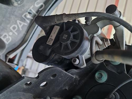 Used Right rear brake caliper Right rear brake caliper MAZDA CX-30 (DM) SKYACTIV-G M Hybrid (122 hp) 39028396 39028396