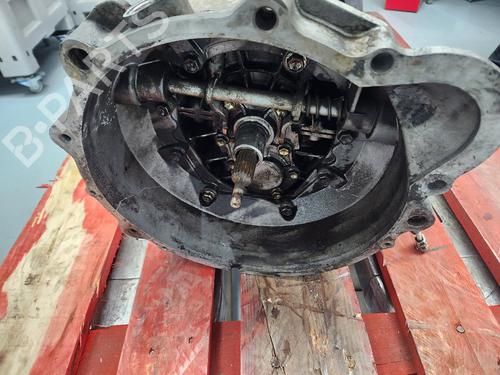 Gearbox SANTANA 300/350 | BP32858207M3 - Image 3