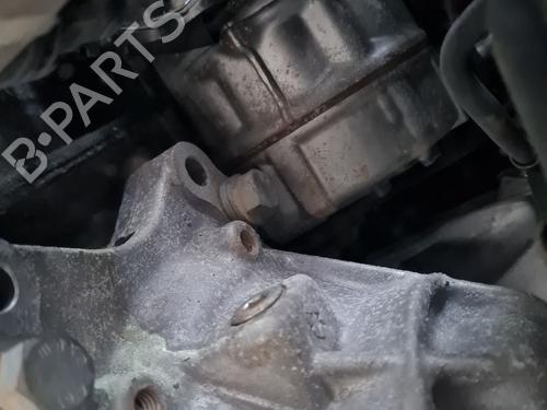 Used AC compressor JAGUAR F-PACE (X761) 2.0 Ti4 AWD (250 hp) 31062684