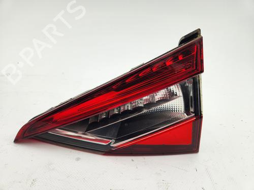 Feu de coffre droit SKODA SUPERB III (3V3) [2015-2024]  31858640