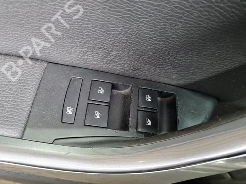 Used Left front window switch OPEL ASTRA J (P10) [2009-2016]  25443538