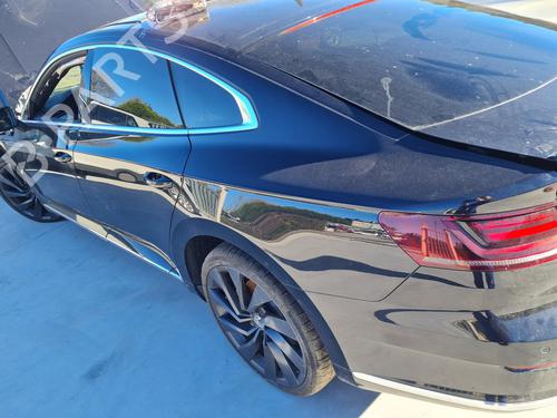Used Fuel pump VW ARTEON (3H7, 3H8) 2.0 TDI 4motion (240 hp) 21644565