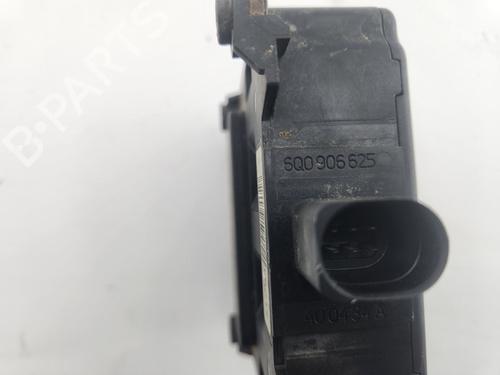 Electronic sensor VW GOLF V (1K1) | BP30672130M84