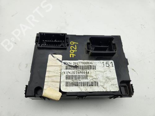 Used Fuse box JEEP COMPASS (MP, M6, MV, M7) 2.0 CRD 4x4 (140 hp) 30727564