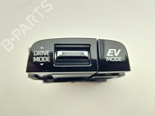 Used Switch Switch TOYOTA COROLLA Estate (_E21_) 2.0 Hybrid (MZEH19) (196 hp) 39944804 39944804