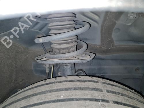 right-front-shock-absorber-toyota-auris-_e18_-2012-2013-2014-2015-2016-2017-2018-2019-36859982 main image