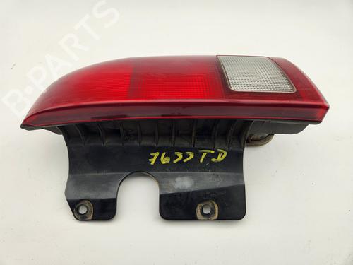Right taillight SUZUKI GRAND VITARA I (FT, HT) 2.0 HDI 110 16V 4x4 (SQ420D, TD83V) | BP28335456C35 